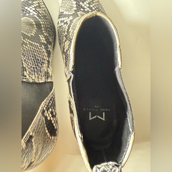 Yale Chelsea Boot (Women)
Marc Fisher LTD - Picture 7 of 12